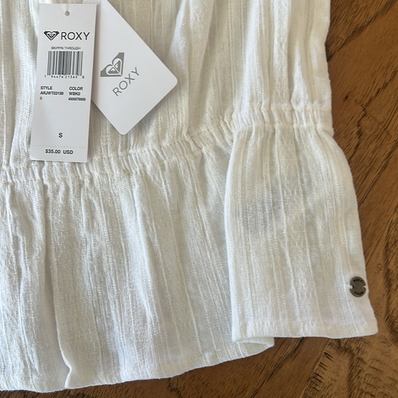 Roxy Keyhole - Picture 3 of 3